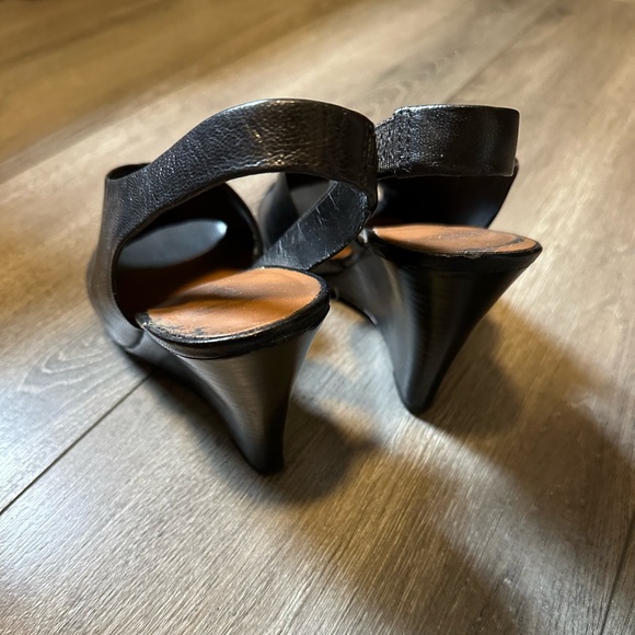 FRANCO SARTO OPEN TOE HEELS - Picture 4 of 4